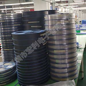 国产5pinfpc连接器发展历程有多快,你值得看一下![男人吃奶摸下挵进去啪啪麻豆]